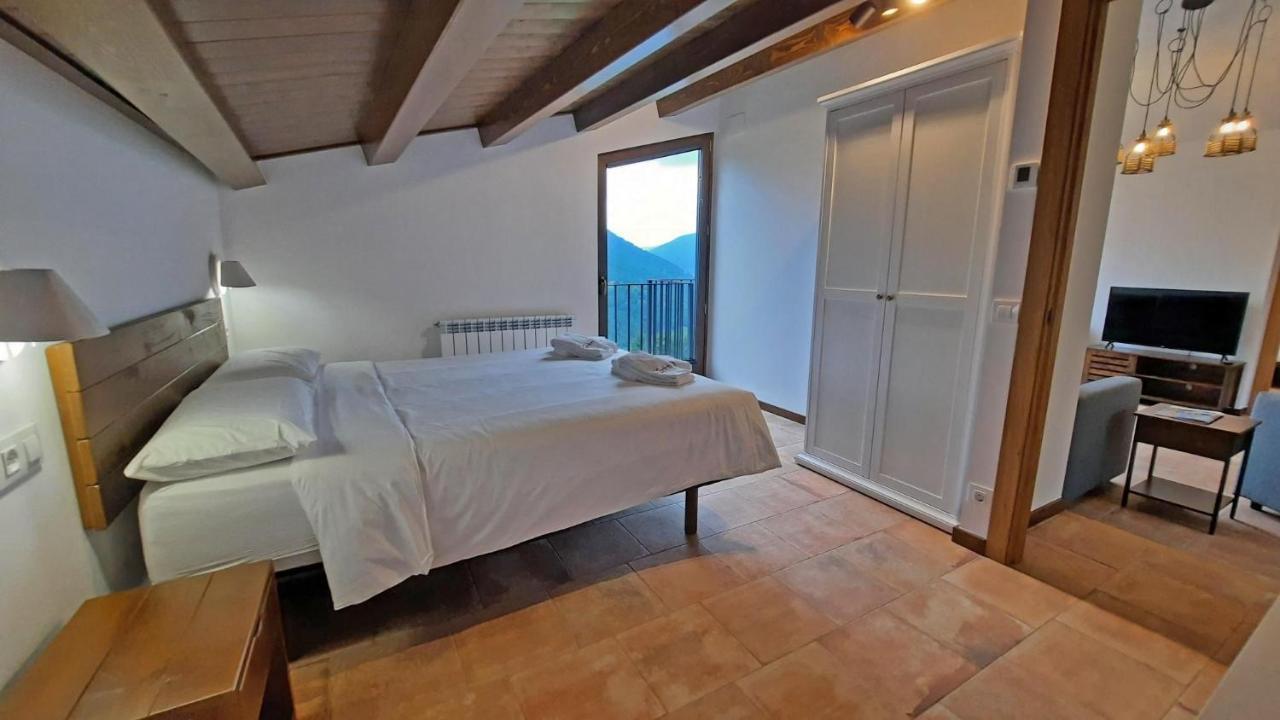 El Guitart - Turisme Rural Guest House Ripoll Phòng bức ảnh