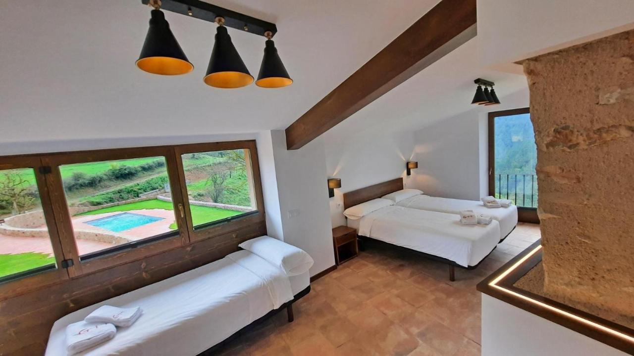 El Guitart - Turisme Rural Guest House Ripoll Phòng bức ảnh