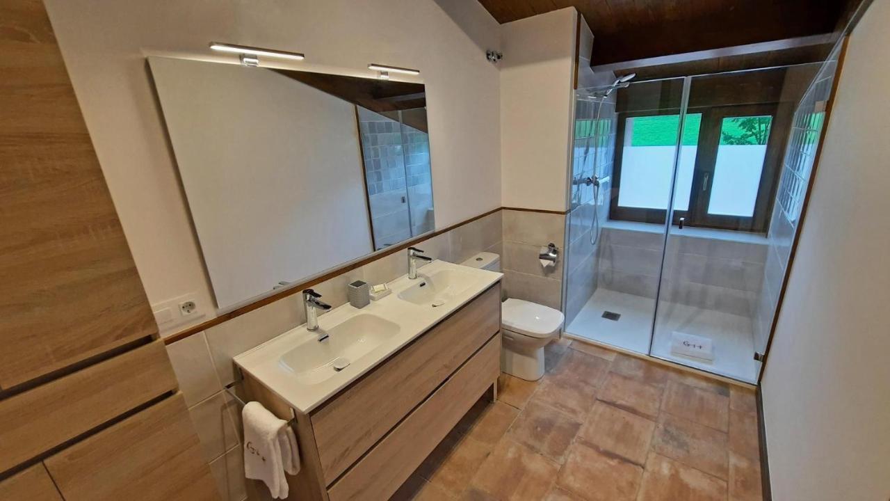 El Guitart - Turisme Rural Guest House Ripoll Phòng bức ảnh